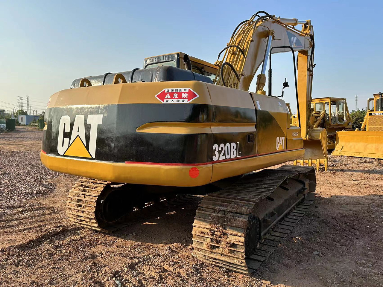 CAT 320B - Ekskavator me zinxhirë: foto 5 CAT 320B - Ekskavator me zinxhirë: foto 5