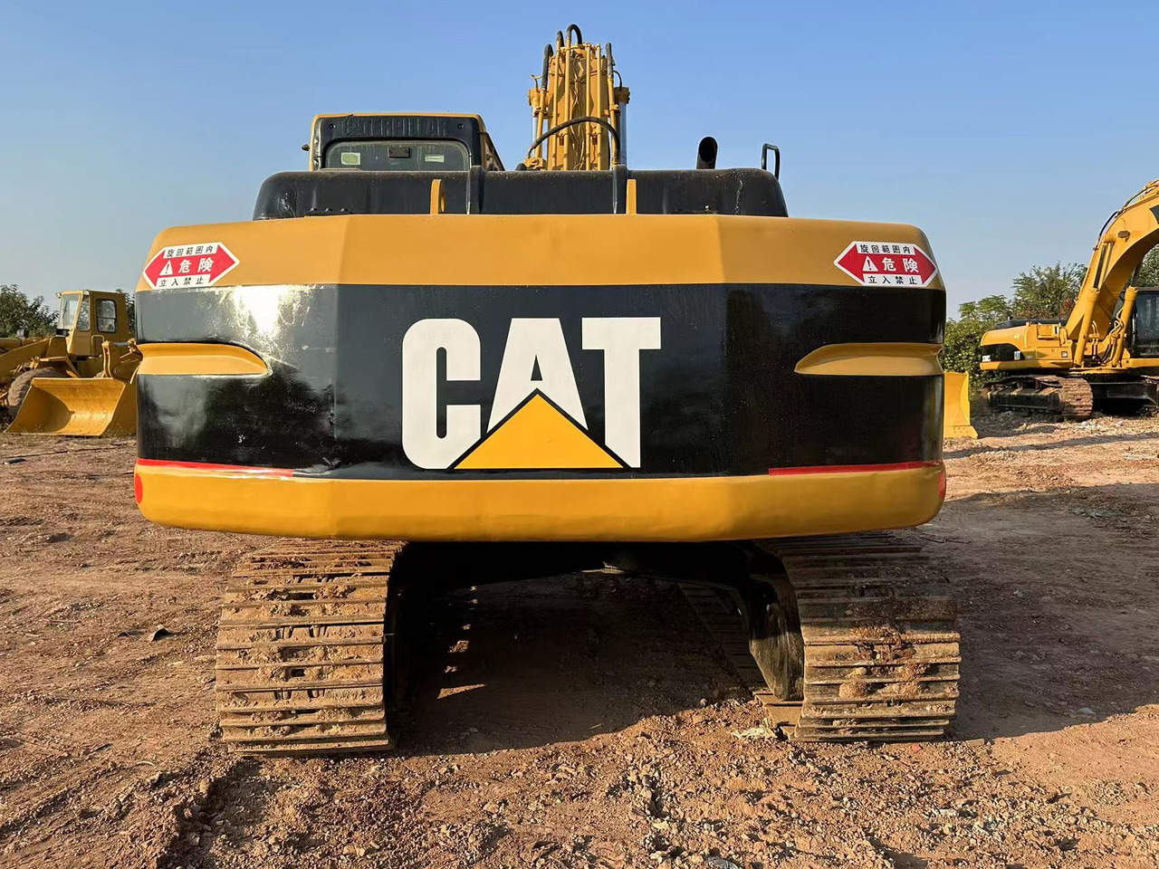 CAT 320B - Ekskavator me zinxhirë: foto 3 CAT 320B - Ekskavator me zinxhirë: foto 3
