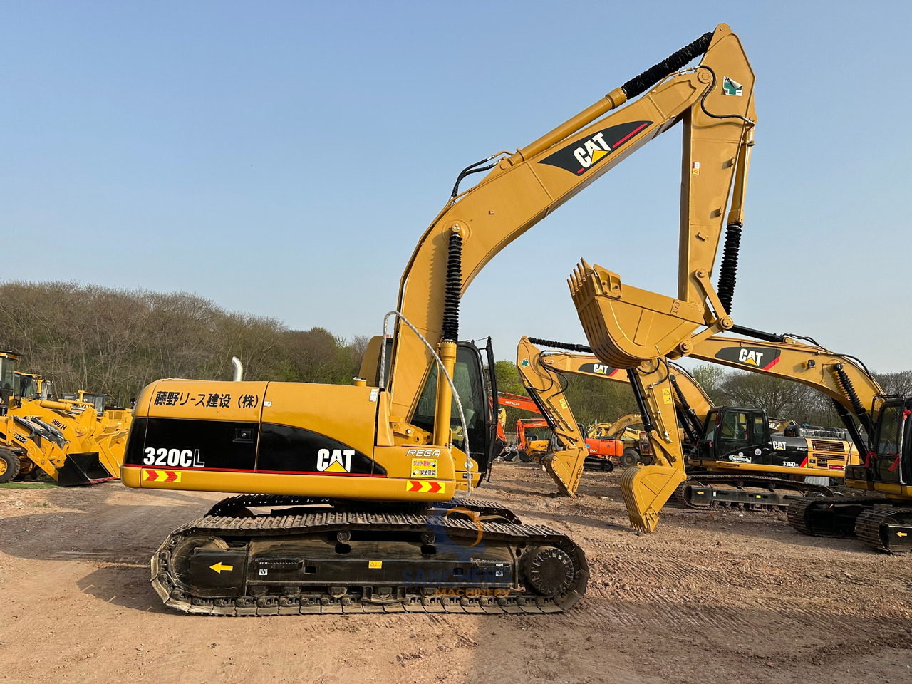 CAT 320CL - Ekskavator me zinxhirë: foto 1 CAT 320CL - Ekskavator me zinxhirë: foto 1