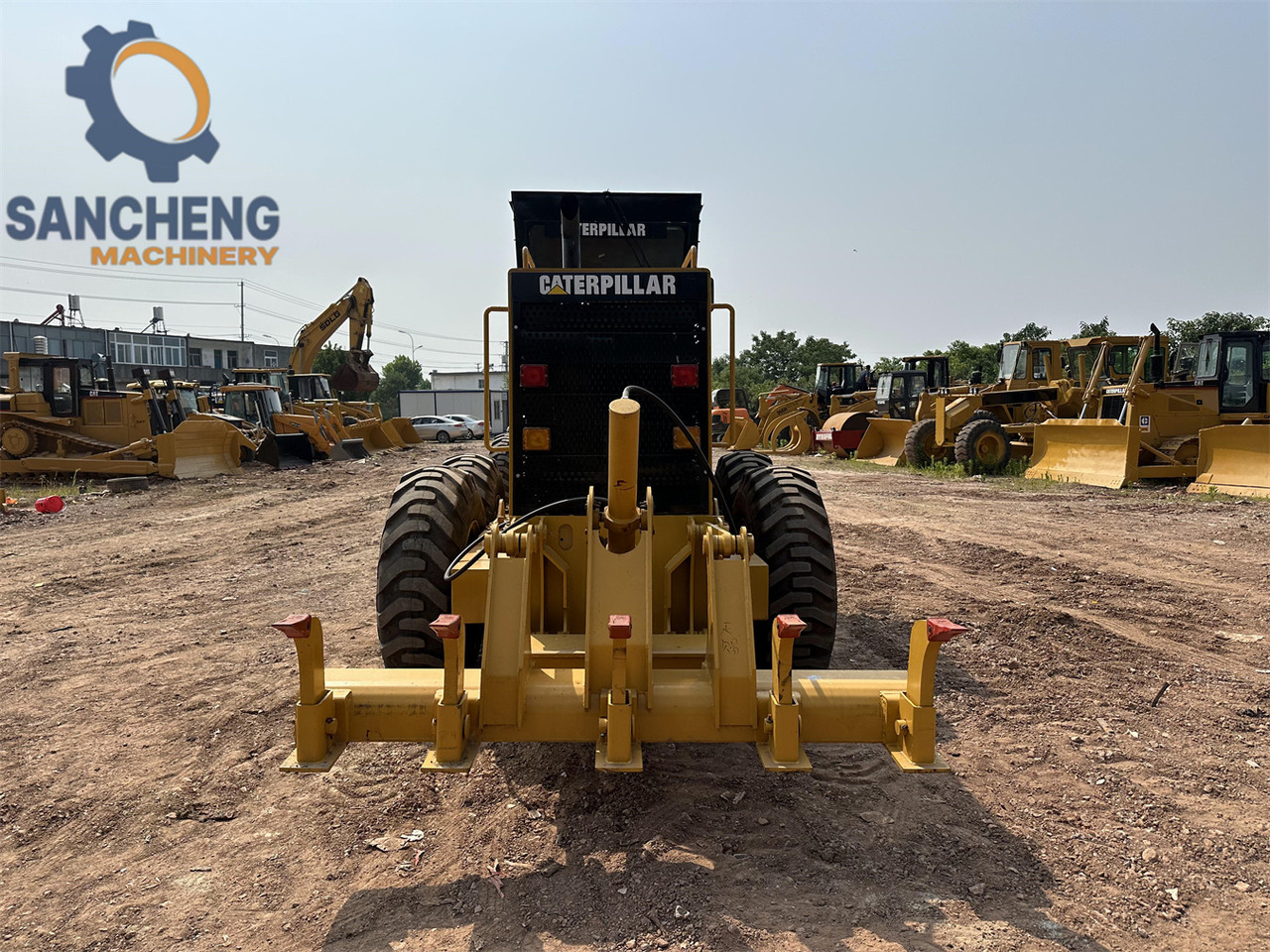 CATERPILLAR 140G - Makinë niveluese: foto 3 CATERPILLAR 140G - Makinë niveluese: foto 3