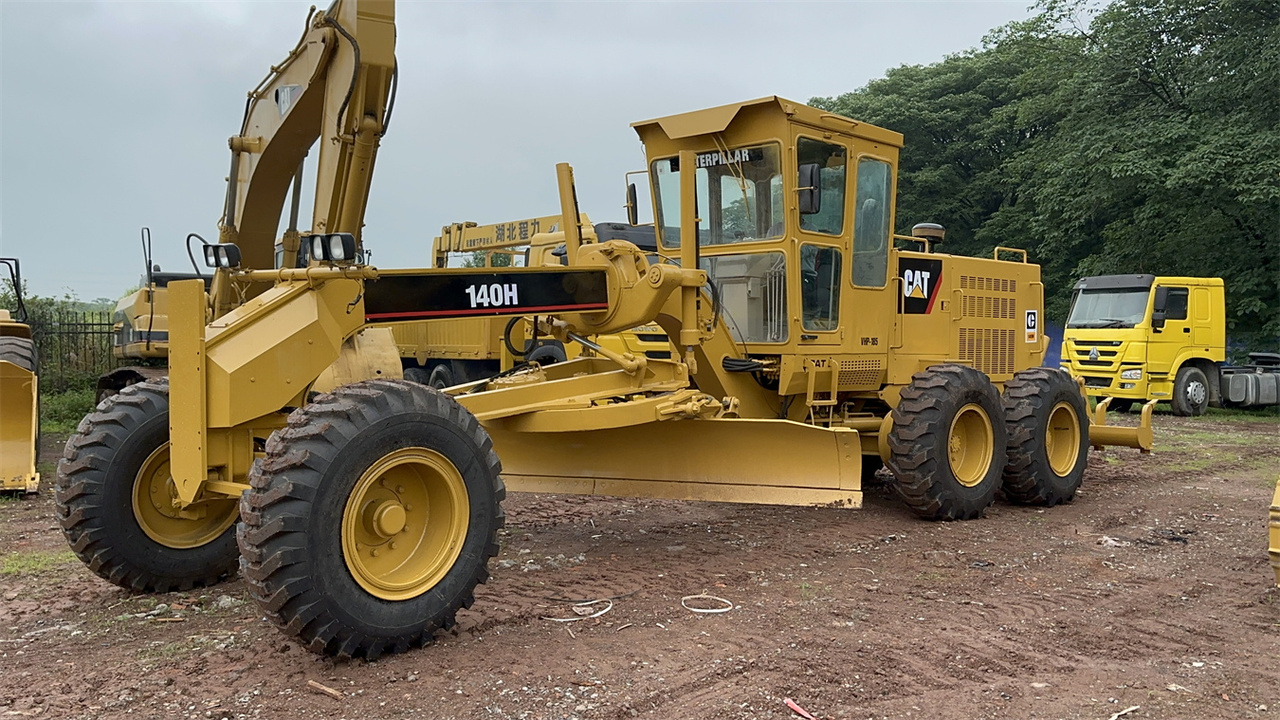 CATERPILLAR 140H - Makinë niveluese: foto 1 CATERPILLAR 140H - Makinë niveluese: foto 1