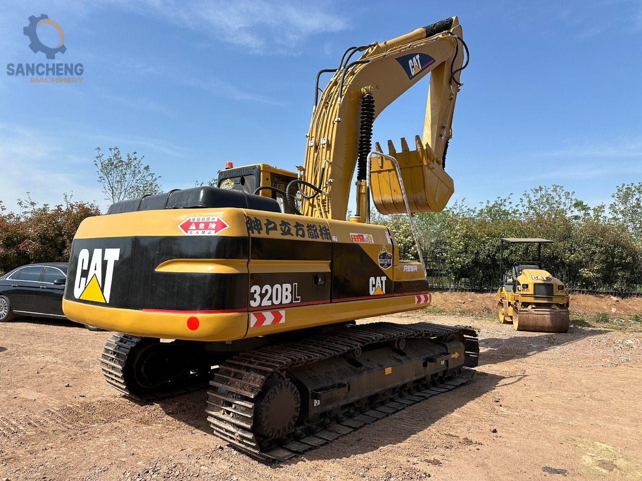 CATERPILLAR 320BL - Ekskavator me zinxhirë: foto 5 CATERPILLAR 320BL - Ekskavator me zinxhirë: foto 5