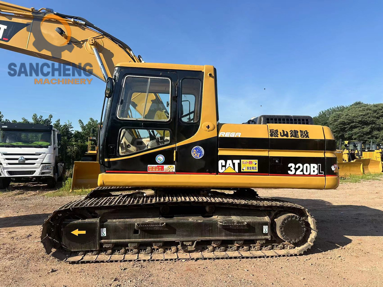 CATERPILLAR 320BL - Ekskavator me zinxhirë: foto 4 CATERPILLAR 320BL - Ekskavator me zinxhirë: foto 4