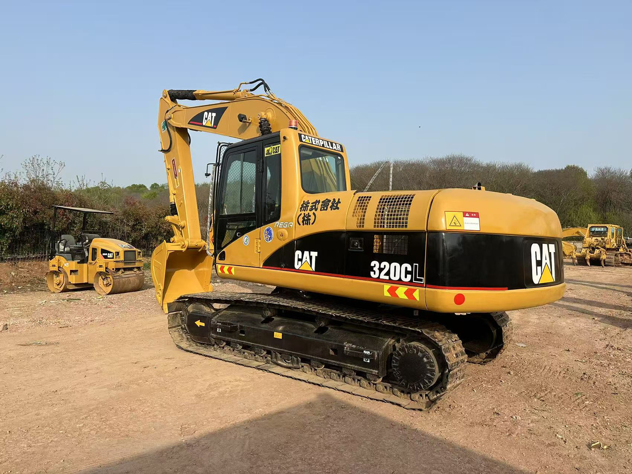 CATERPILLAR 320C - Ekskavator me zinxhirë: foto 3 CATERPILLAR 320C - Ekskavator me zinxhirë: foto 3
