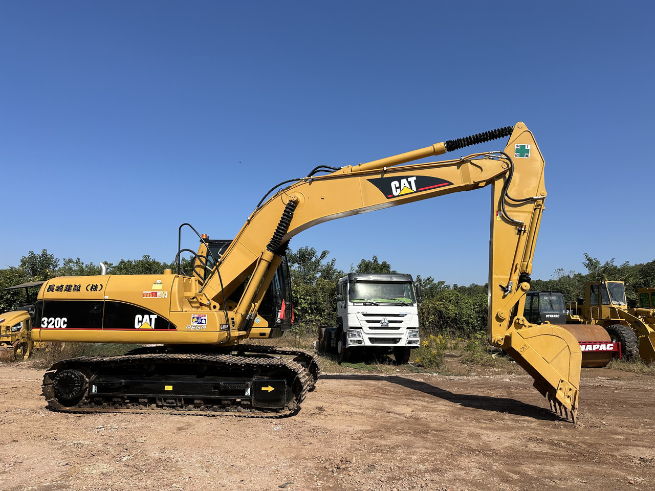 CATERPILLAR 320CL - Ekskavator me zinxhirë: foto 5 CATERPILLAR 320CL - Ekskavator me zinxhirë: foto 5
