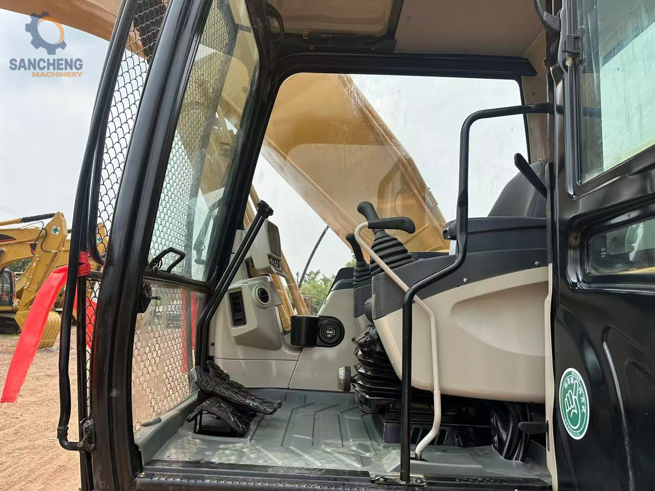 CATERPILLAR 325CL - Ekskavator me zinxhirë: foto 3 CATERPILLAR 325CL - Ekskavator me zinxhirë: foto 3