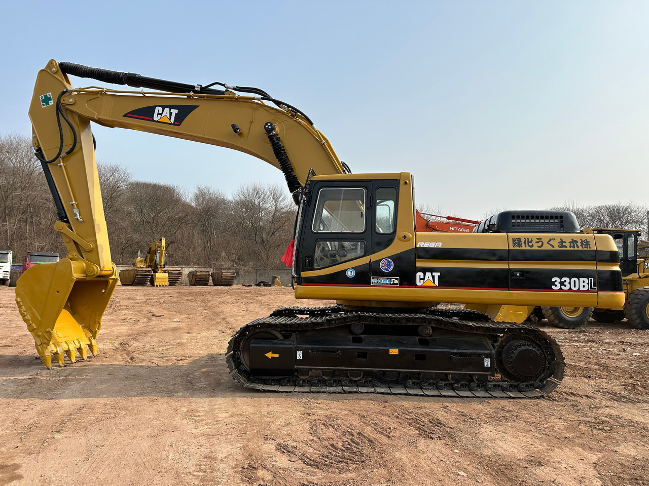 CATERPILLAR 330BL - Ekskavator me zinxhirë: foto 1 CATERPILLAR 330BL - Ekskavator me zinxhirë: foto 1