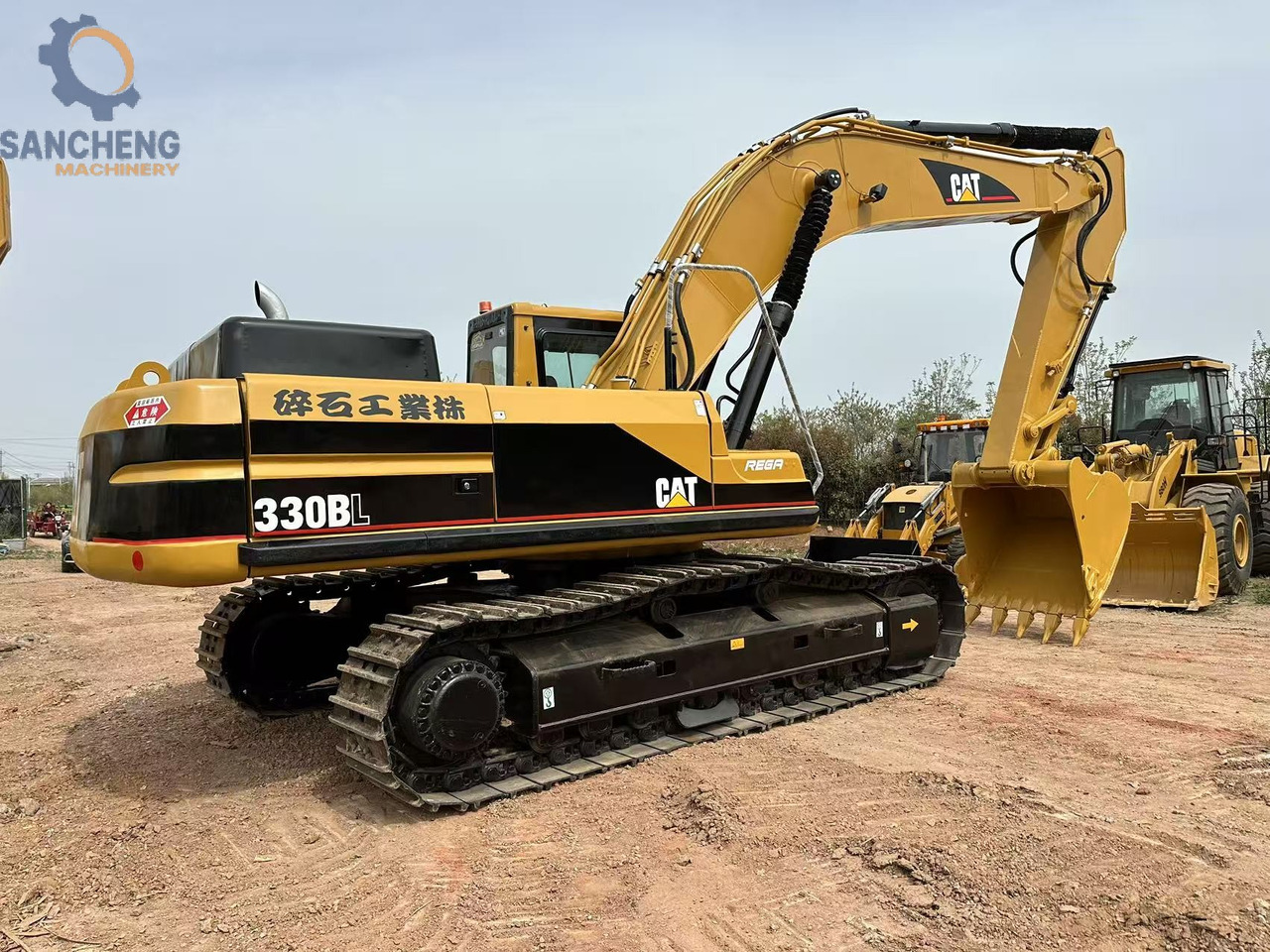 CATERPILLAR 330BL - Ekskavator me zinxhirë: foto 1 CATERPILLAR 330BL - Ekskavator me zinxhirë: foto 1