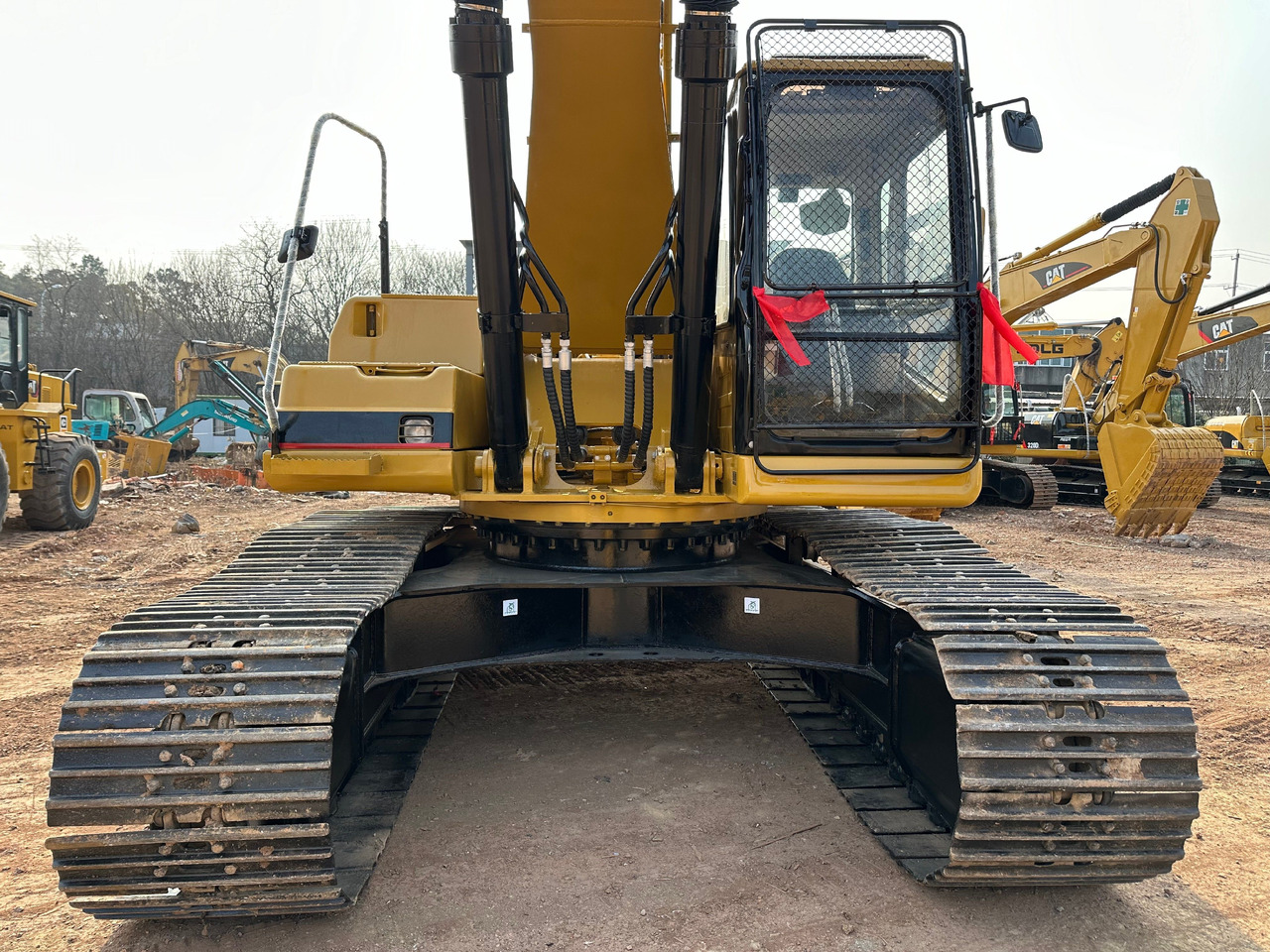 CATERPILLAR 330BL - Ekskavator me zinxhirë: foto 5 CATERPILLAR 330BL - Ekskavator me zinxhirë: foto 5