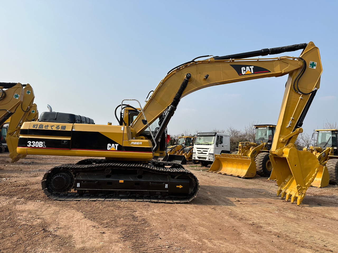 CATERPILLAR 330BL - Ekskavator me zinxhirë: foto 2 CATERPILLAR 330BL - Ekskavator me zinxhirë: foto 2