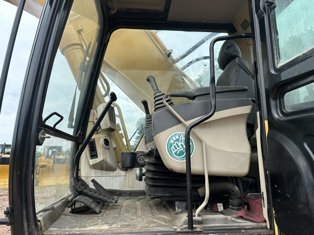 Ekskavator CATERPILLAR 330CL: foto 10