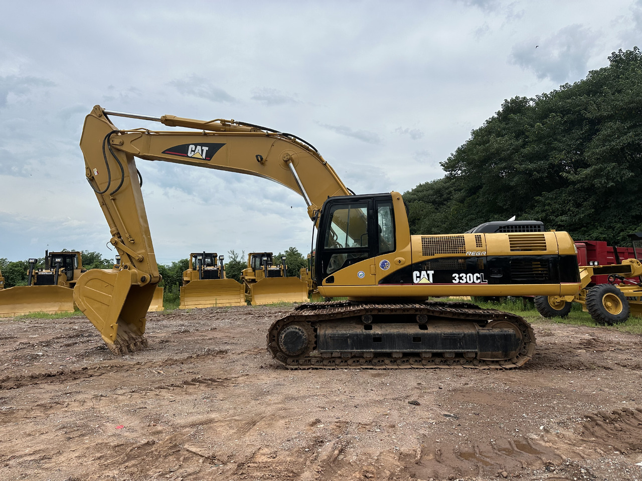 CATERPILLAR 330CL - Ekskavator: foto 1 CATERPILLAR 330CL - Ekskavator: foto 1