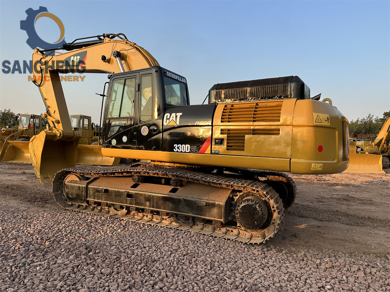 CATERPILLAR 330D2L - Ekskavator me zinxhirë: foto 4 CATERPILLAR 330D2L - Ekskavator me zinxhirë: foto 4