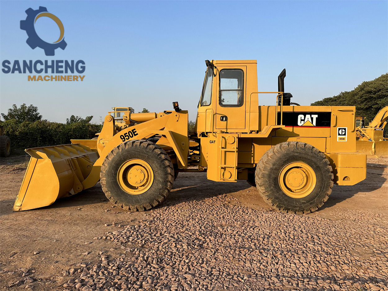 CATERPILLAR 950E - Fadrom me goma: foto 4 CATERPILLAR 950E - Fadrom me goma: foto 4