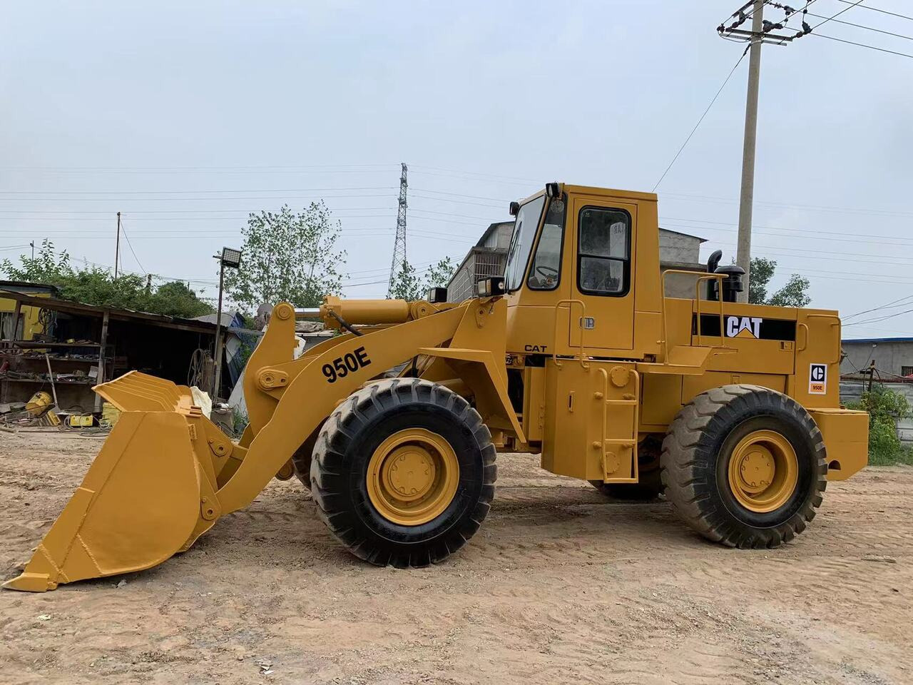 CATERPILLAR 950E - Fadrom me goma: foto 3 CATERPILLAR 950E - Fadrom me goma: foto 3