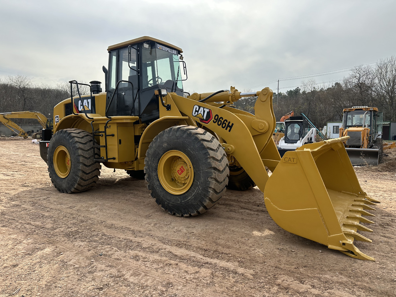 CATERPILLAR 966H - Fadrom me goma: foto 1 CATERPILLAR 966H - Fadrom me goma: foto 1