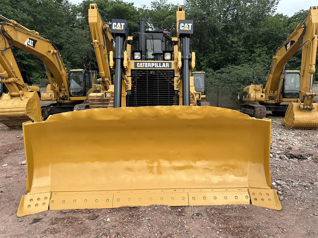 CATERPILLAR D7R - Buldozer: foto 3 CATERPILLAR D7R - Buldozer: foto 3