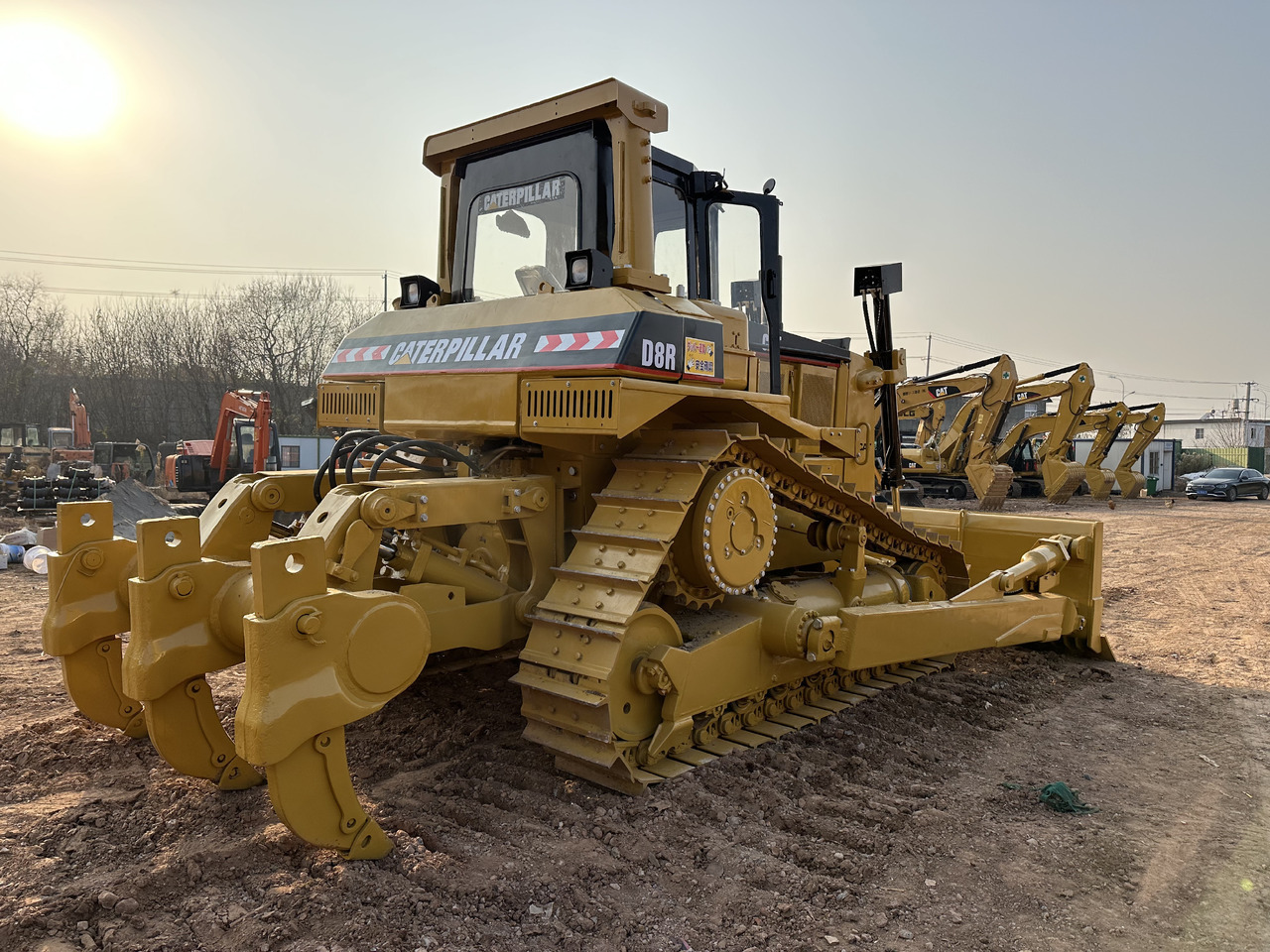 CATERPILLAR D8R Bulldozer - Buldozer: foto 3 CATERPILLAR D8R Bulldozer - Buldozer: foto 3