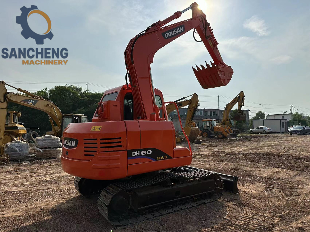 DOOSAN DH80 excavator - Ekskavator me zinxhirë: foto 2 DOOSAN DH80 excavator - Ekskavator me zinxhirë: foto 2