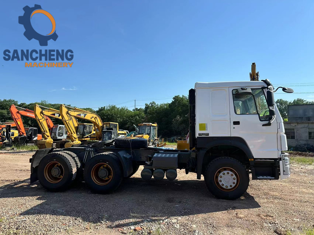 SINOTRUK HOWO Truck Head 371 - Gjysmë-kamion: foto 4 SINOTRUK HOWO Truck Head 371 - Gjysmë-kamion: foto 4