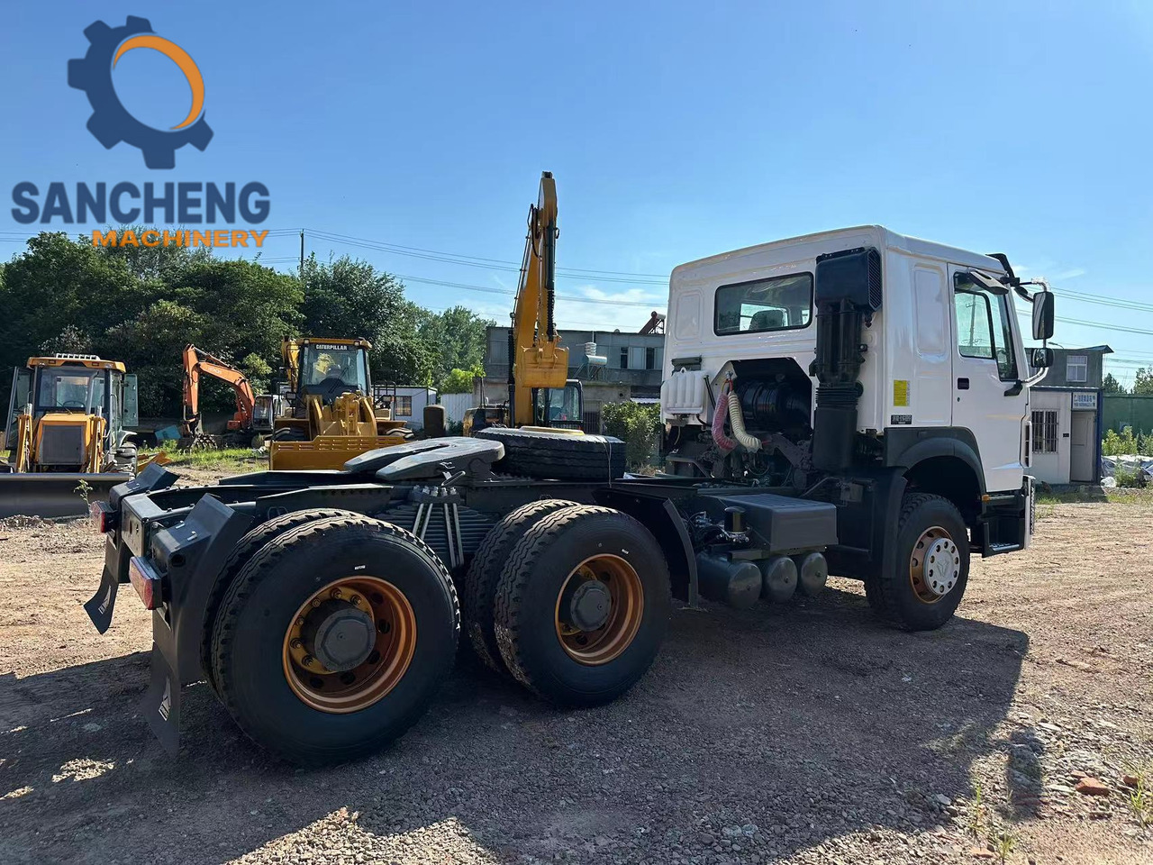 SINOTRUK HOWO Truck Head 371 - Gjysmë-kamion: foto 5 SINOTRUK HOWO Truck Head 371 - Gjysmë-kamion: foto 5