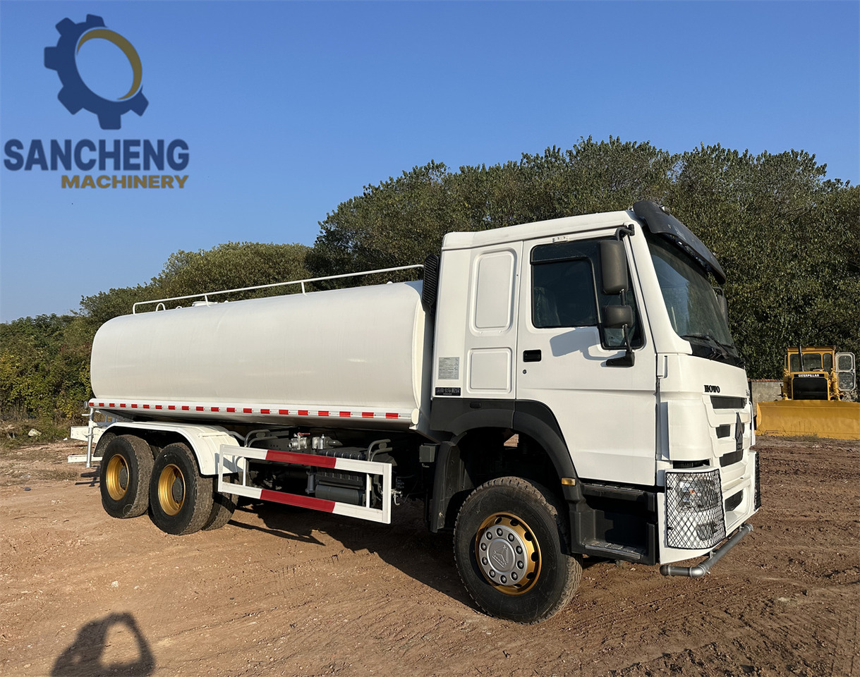 SINOTRUK HOWO 371 6x4 Water Tanker Truck - Autobot: foto 2 SINOTRUK HOWO 371 6x4 Water Tanker Truck - Autobot: foto 2