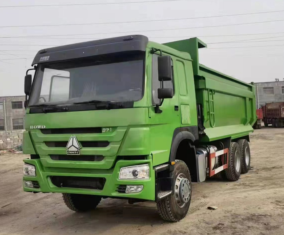 SINOTRUK Howo Dump truck 371 - Kamion vetëshkarkues: foto 1 SINOTRUK Howo Dump truck 371 - Kamion vetëshkarkues: foto 1