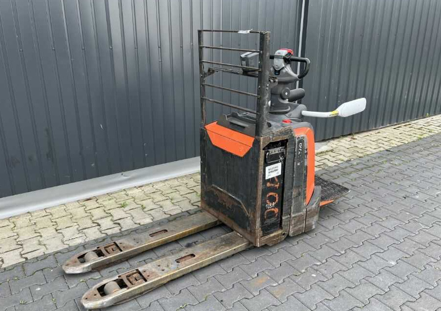 BT LPE200 - Pirun paletash: foto 1 BT LPE200 - Pirun paletash: foto 1