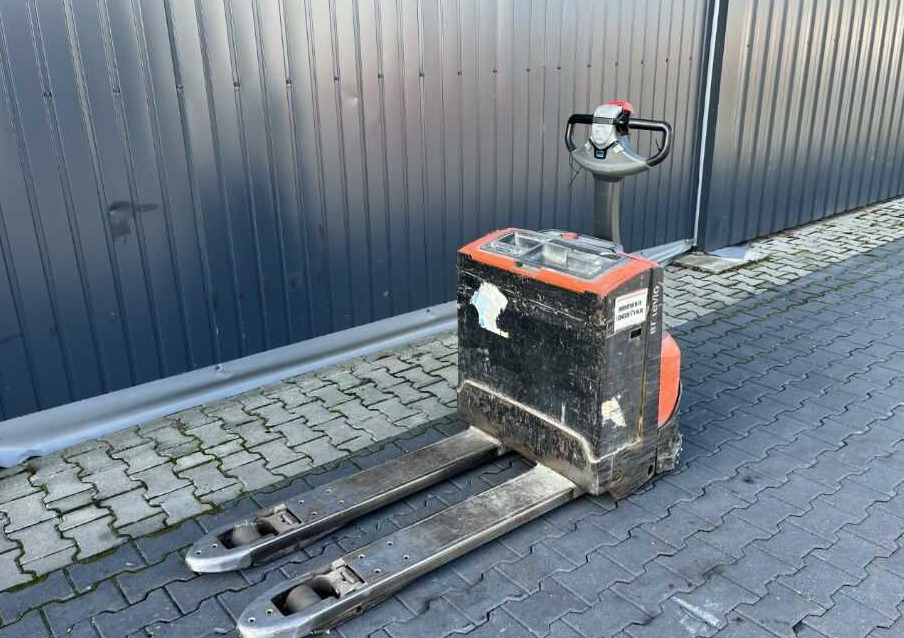 BT LWE200 - Pirun paletash: foto 1 BT LWE200 - Pirun paletash: foto 1