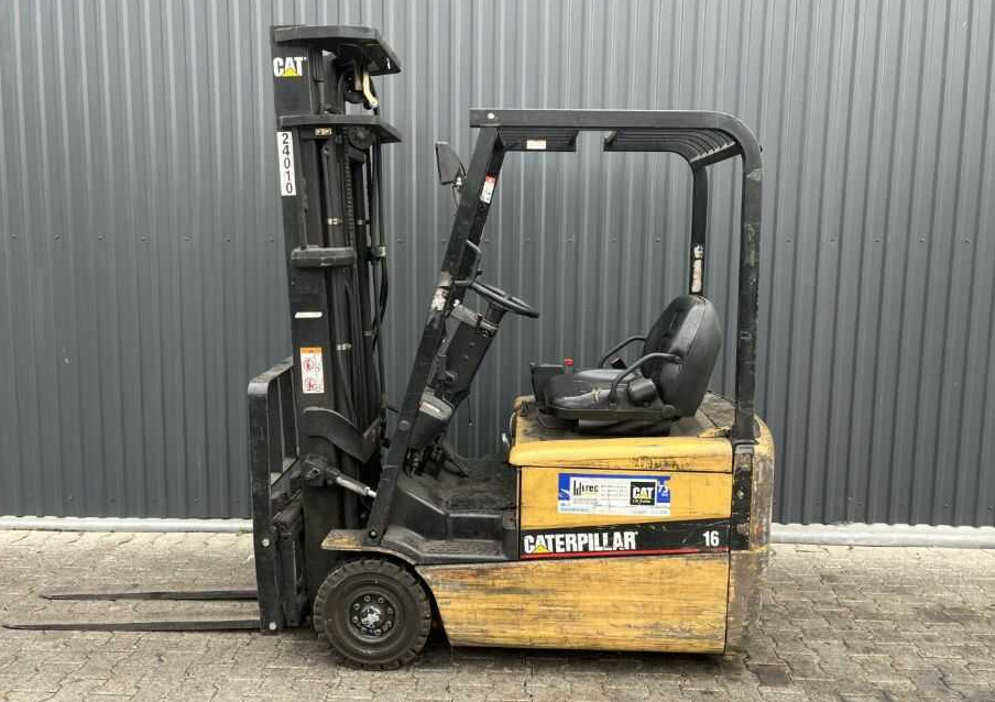 CAT Lift Trucks EP16KT - Pirun elektrik: foto 2 CAT Lift Trucks EP16KT - Pirun elektrik: foto 2