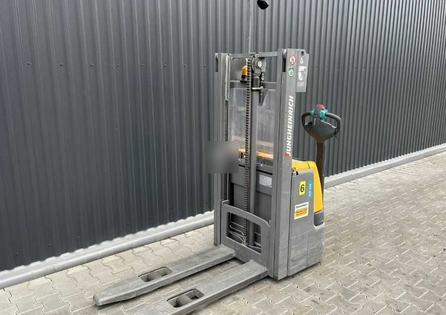 Jungheinrich EJC112 - Stivosës: foto 1 Jungheinrich EJC112 - Stivosës: foto 1