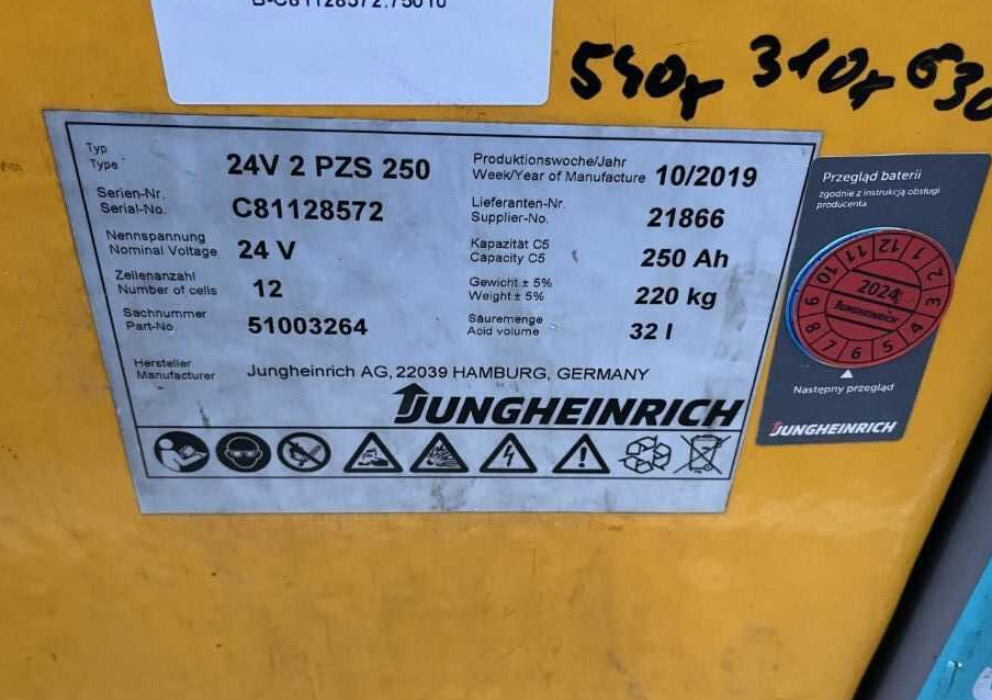 Jungheinrich EZS130 - Traktor rimorkimi: foto 5 Jungheinrich EZS130 - Traktor rimorkimi: foto 5