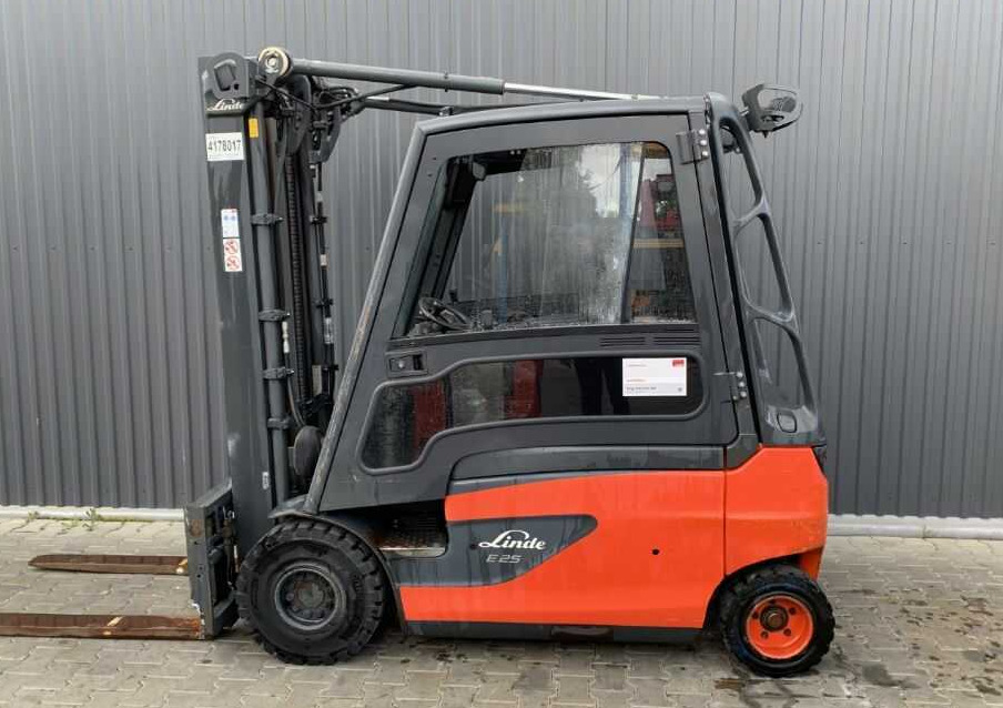 Linde E25L-01 - Pirun elektrik: foto 2 Linde E25L-01 - Pirun elektrik: foto 2