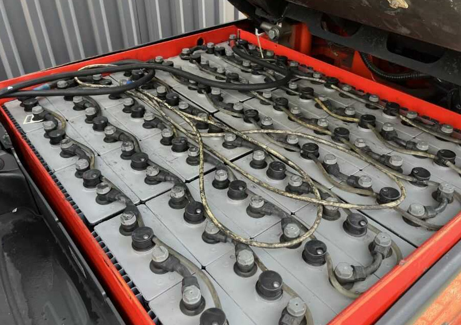 Lizingu i  Linde E25L-02 Linde E25L-02: foto 7