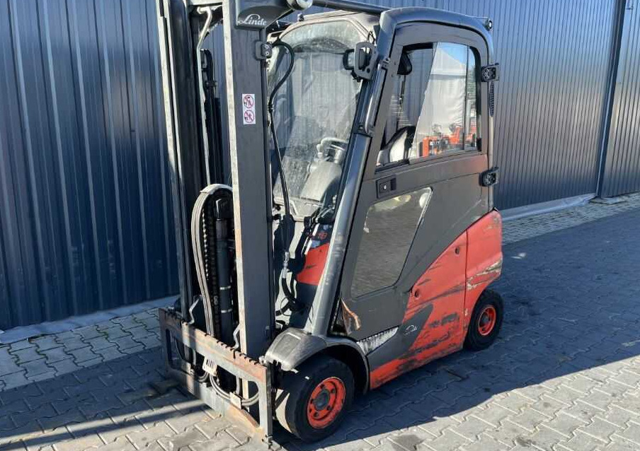 Linde H18T-01 - Pirun më gaz: foto 1 Linde H18T-01 - Pirun më gaz: foto 1
