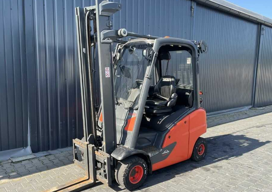 Linde H20T-01 - Pirun më gaz: foto 1 Linde H20T-01 - Pirun më gaz: foto 1