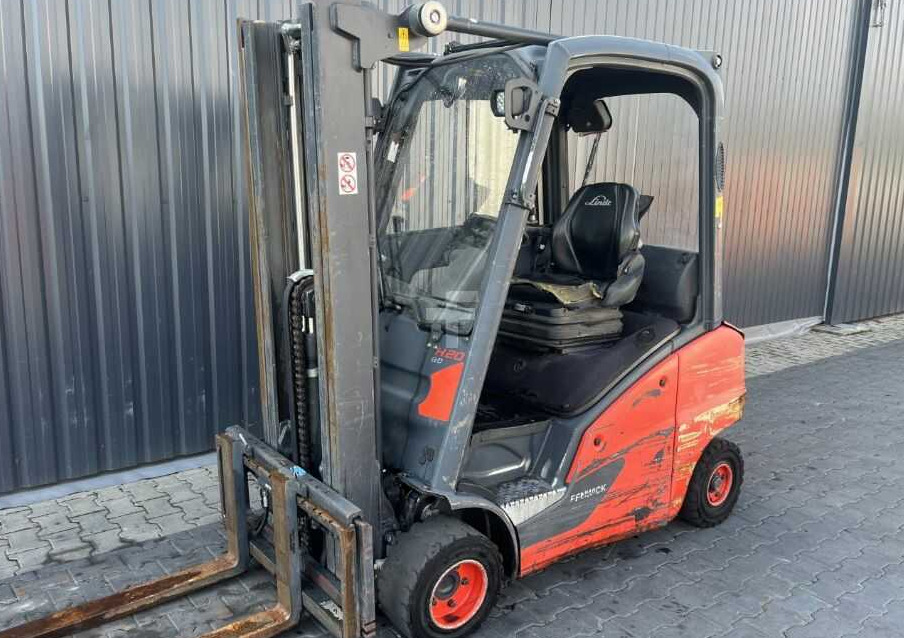 Linde H20T-01 - Pirun më gaz: foto 1 Linde H20T-01 - Pirun më gaz: foto 1