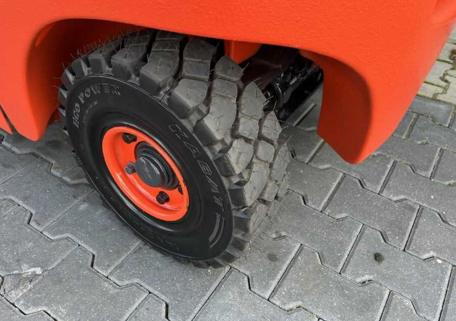 Linde H20T-01 - Pirun më gaz: foto 3 Linde H20T-01 - Pirun më gaz: foto 3