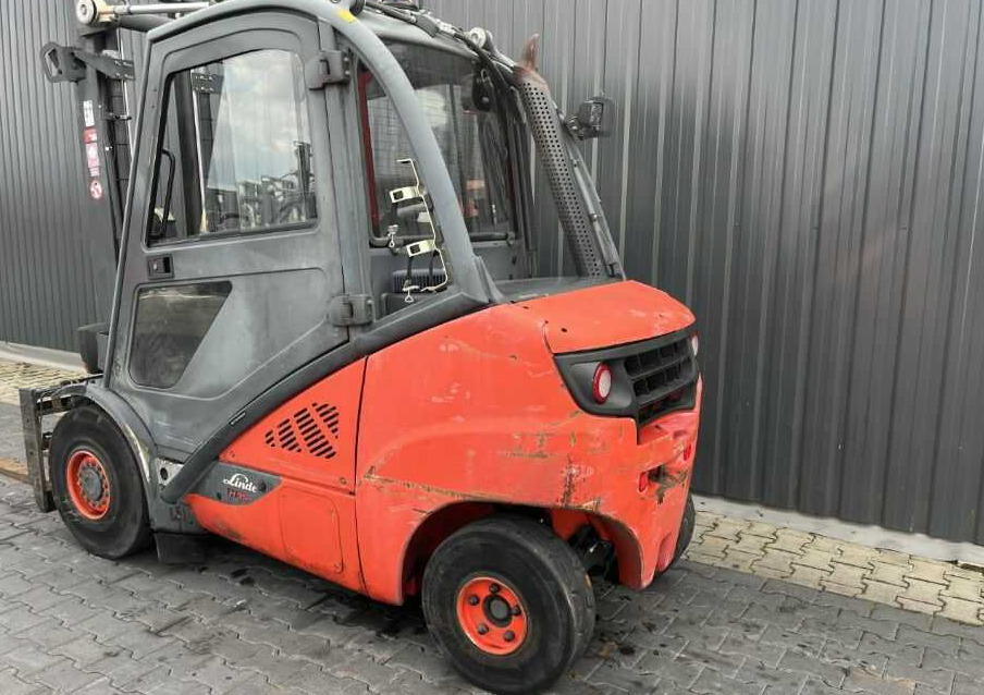 Linde H35D-01 - Pirun më naftë: foto 3 Linde H35D-01 - Pirun më naftë: foto 3