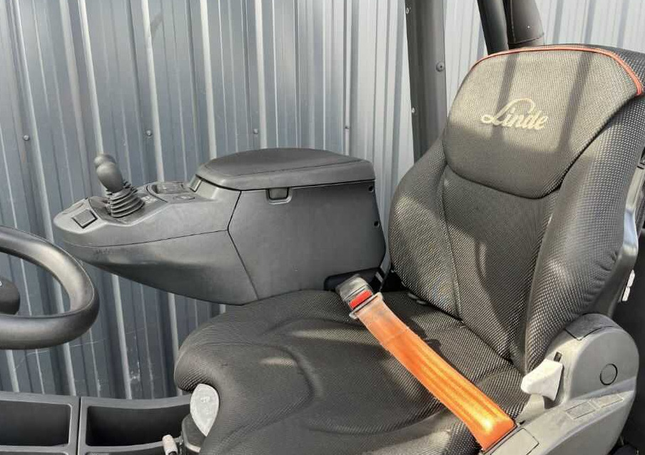 Lizingu i  Linde H35T-01 Linde H35T-01: foto 7