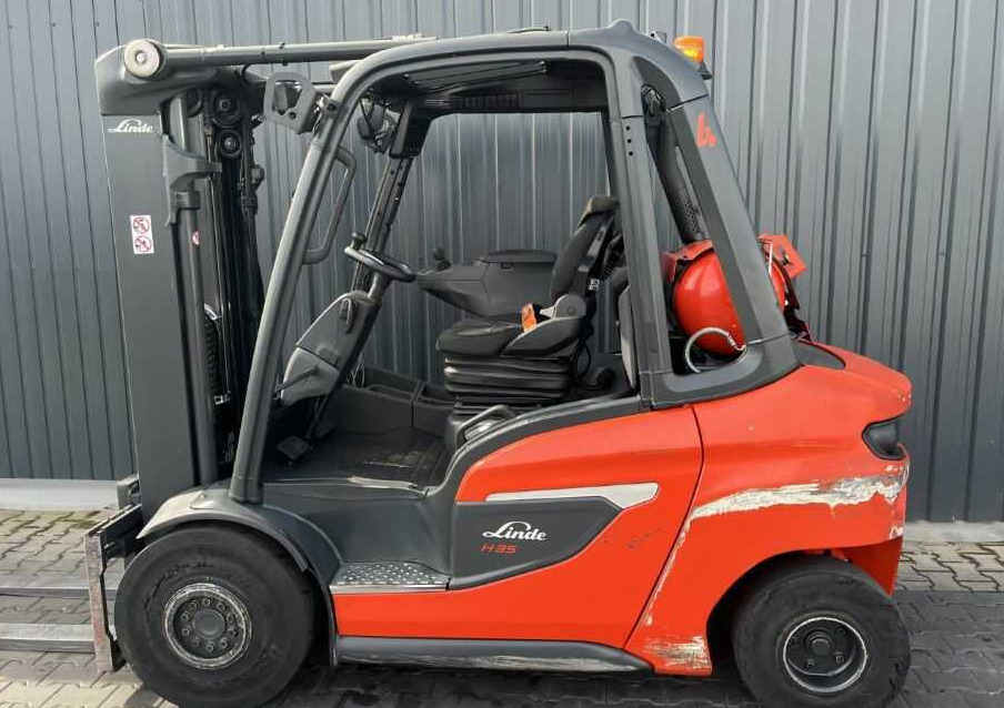 Linde H35T-01 - Pirun më gaz: foto 2 Linde H35T-01 - Pirun më gaz: foto 2