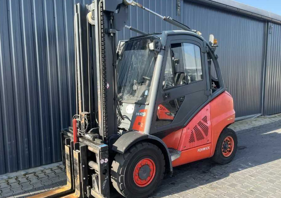 Linde H45T-01 - Pirun më gaz: foto 1 Linde H45T-01 - Pirun më gaz: foto 1