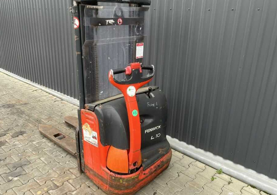 Linde L10 - Stivosës: foto 3 Linde L10 - Stivosës: foto 3