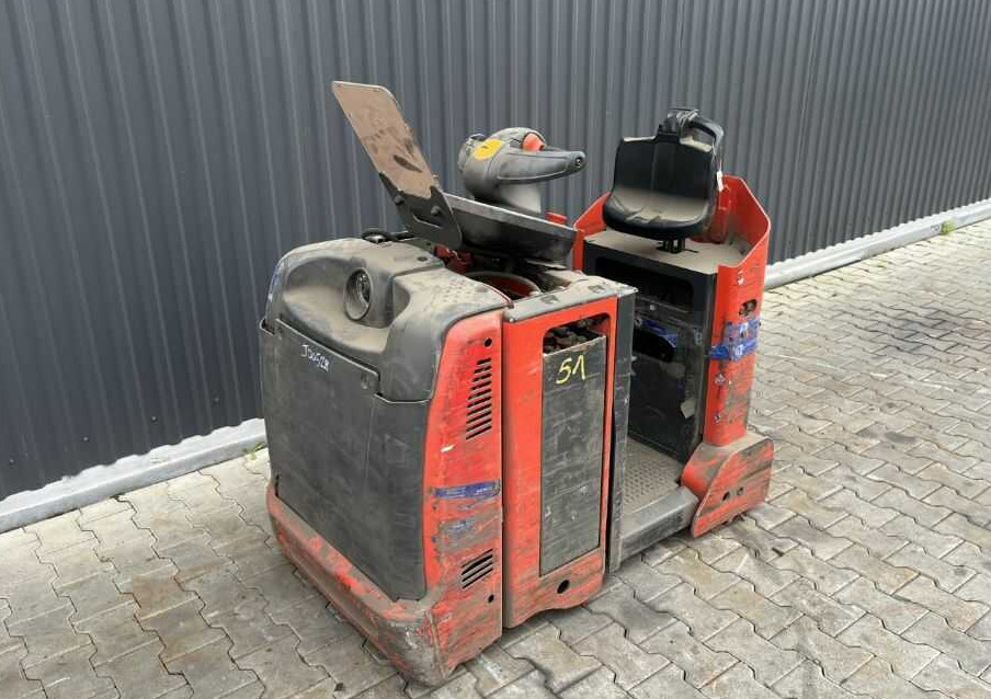 Linde P30C - Traktor rimorkimi: foto 1 Linde P30C - Traktor rimorkimi: foto 1