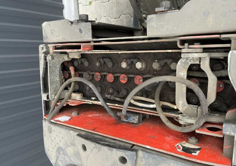 Linde P30C - Traktor rimorkimi: foto 5 Linde P30C - Traktor rimorkimi: foto 5