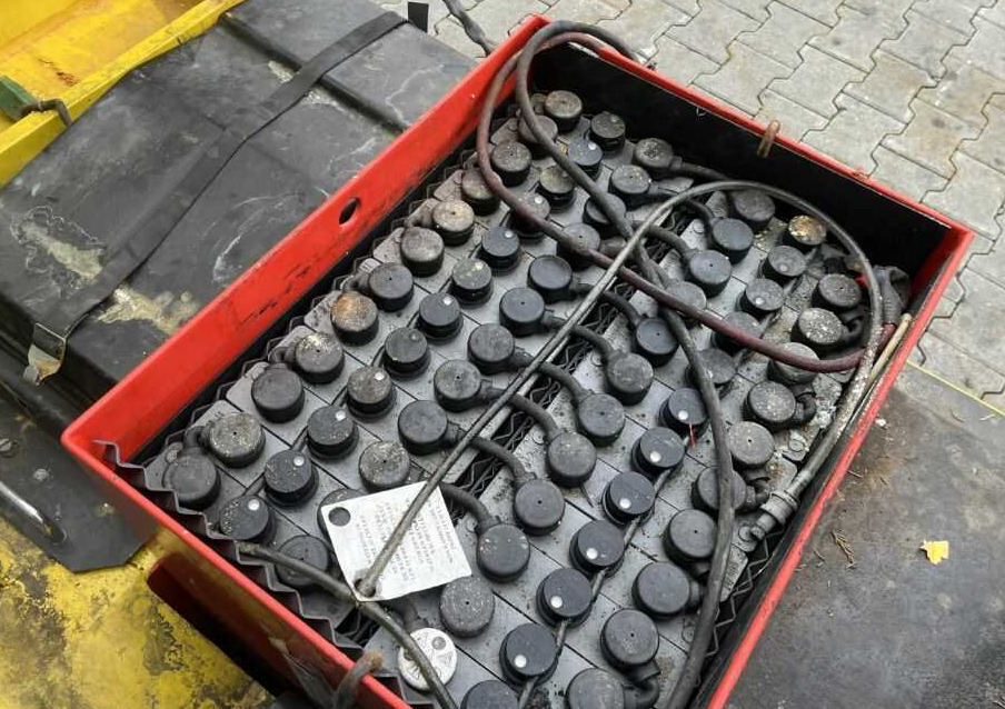 Linde P50Z - Traktor rimorkimi: foto 5 Linde P50Z - Traktor rimorkimi: foto 5