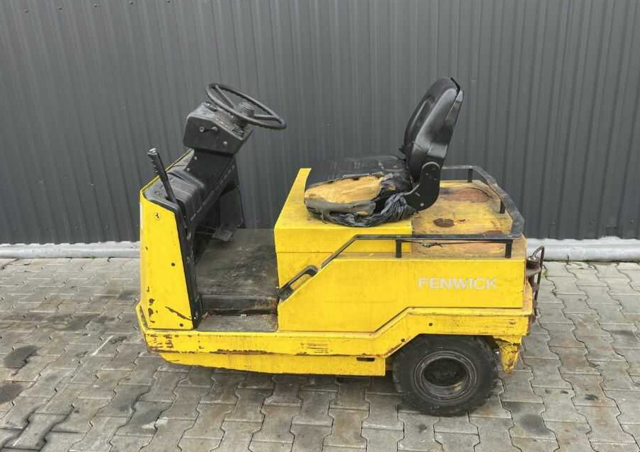 Linde P50Z - Traktor rimorkimi: foto 2 Linde P50Z - Traktor rimorkimi: foto 2