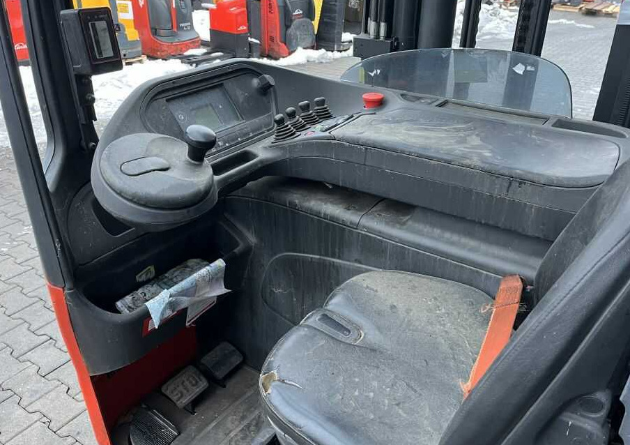 Linde R14-01 - Pirun ritërheqës: foto 4 Linde R14-01 - Pirun ritërheqës: foto 4