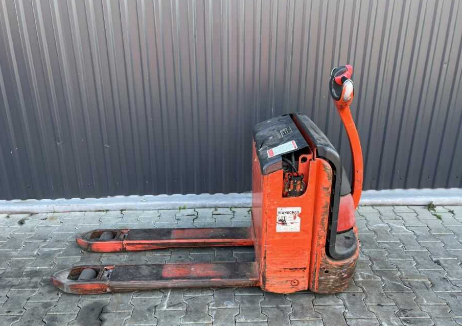 Linde T16 - Pirun paletash: foto 2 Linde T16 - Pirun paletash: foto 2