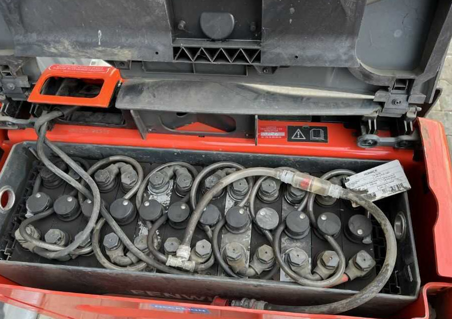 Linde T16 - Pirun paletash: foto 5 Linde T16 - Pirun paletash: foto 5